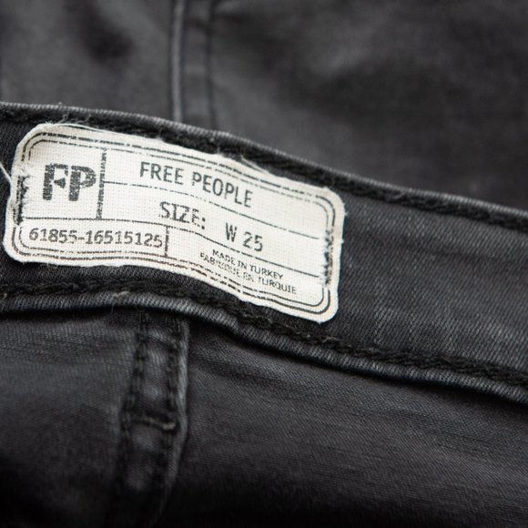 Free People Busted Skinny Jeans High Waist Denim Distressed Black Size 25 - Picture 3 of 6